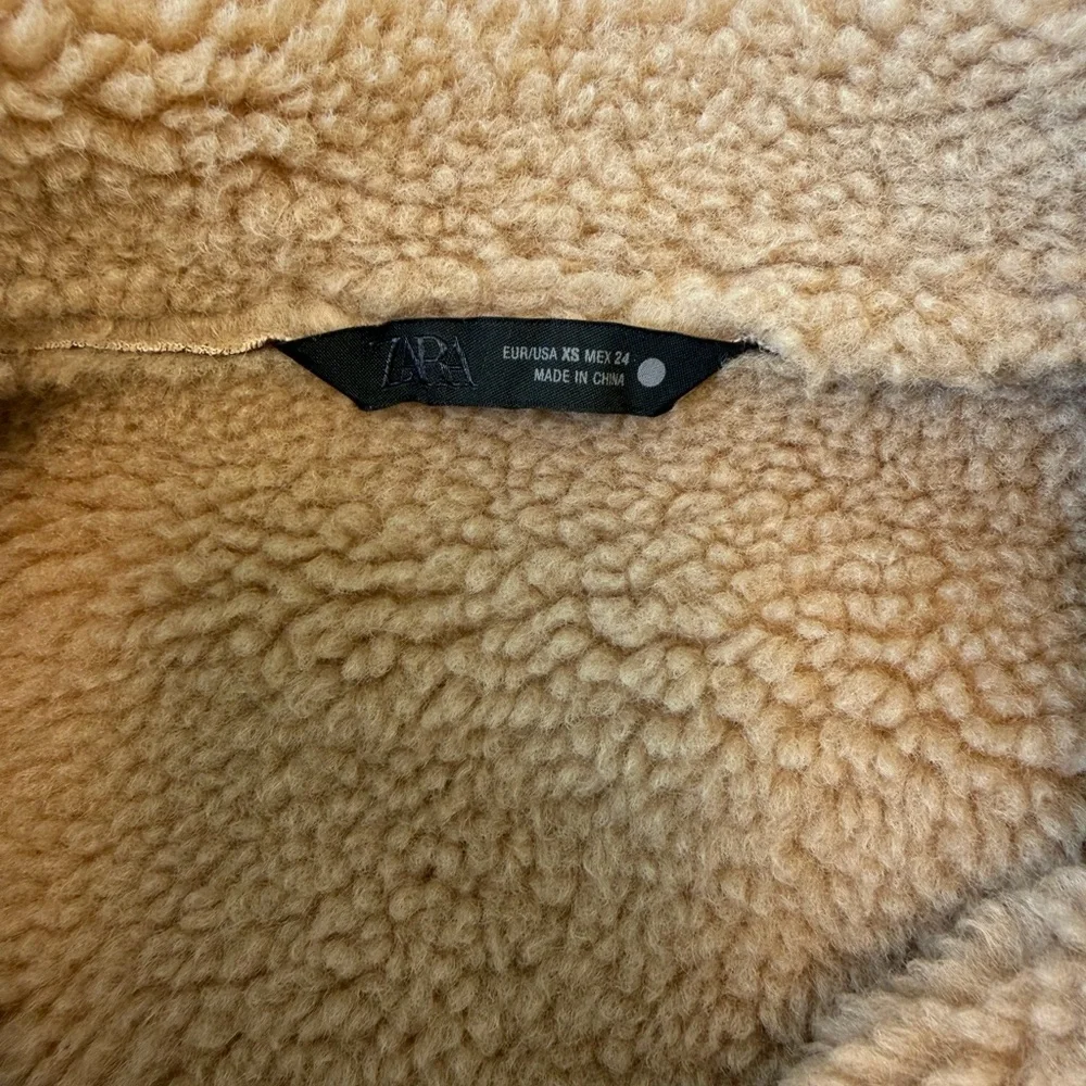 Zara Faux Shearling Jacket - Picture 4 of 4